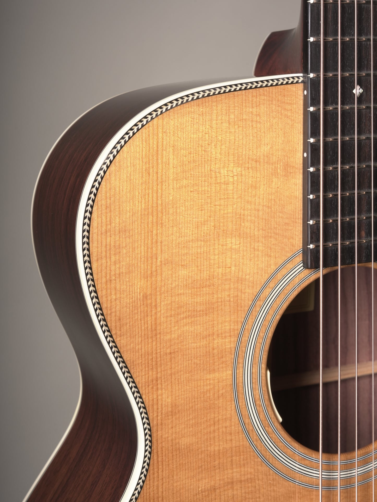 Eastman (2021) E20 OM-TC Acoustic Electric Guitar - Natural, incl. OHSC