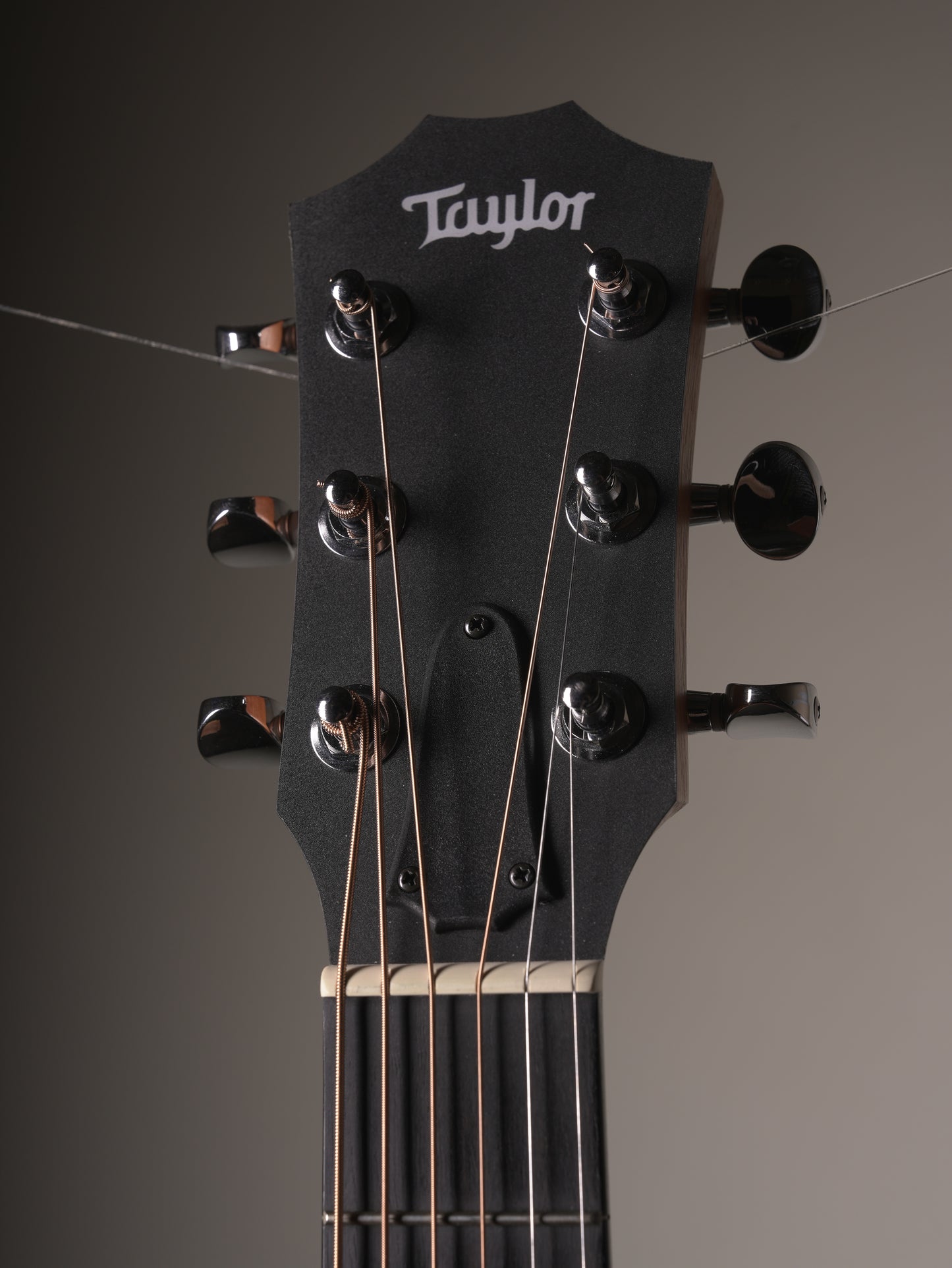 Taylor (2017) GS Mini-E Walnut Acoustic Electric Guitar - Natural, incl. HSC