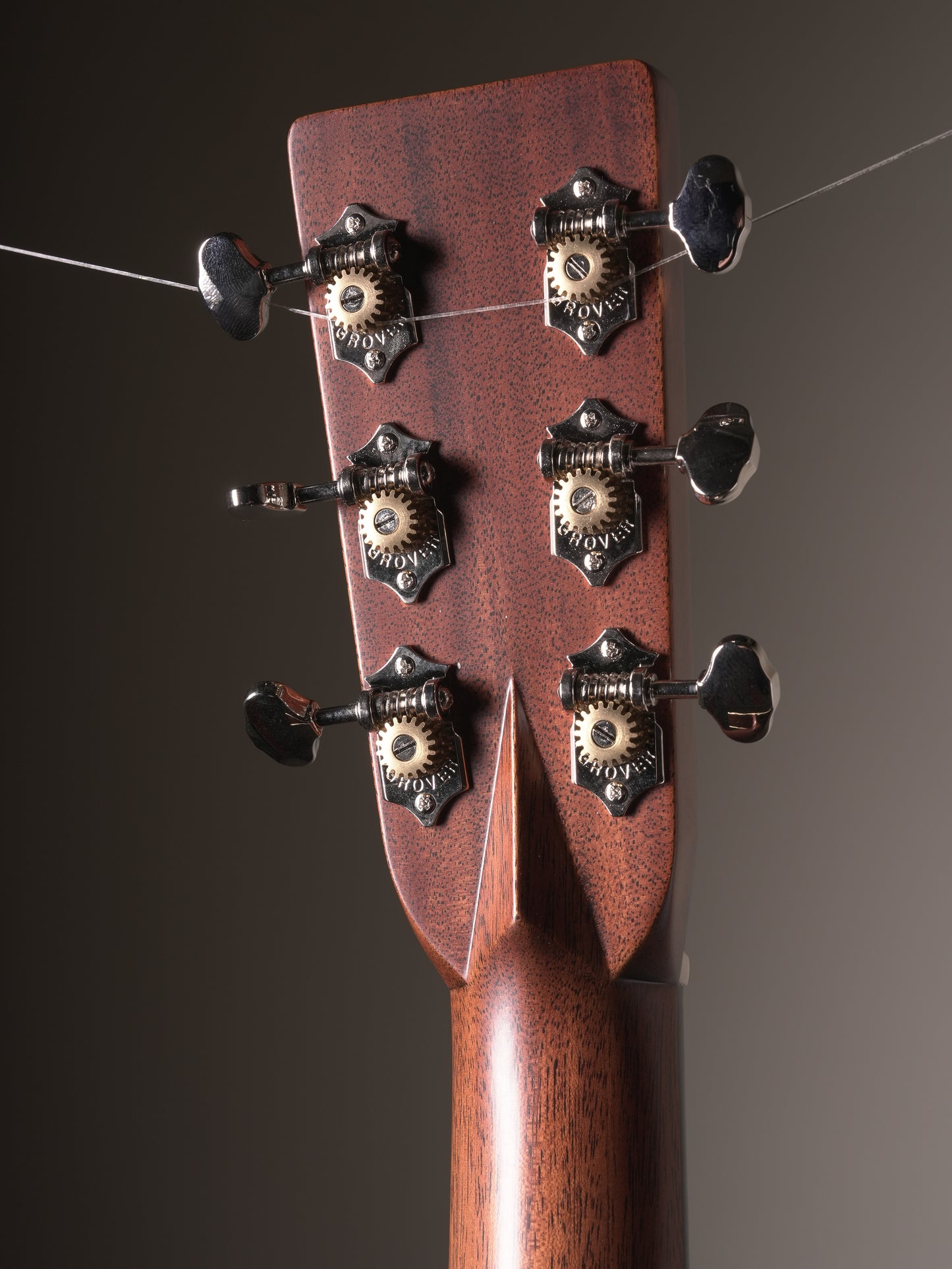 Martin OM-28 Acoustic Guitar - Natural, w/OHSC