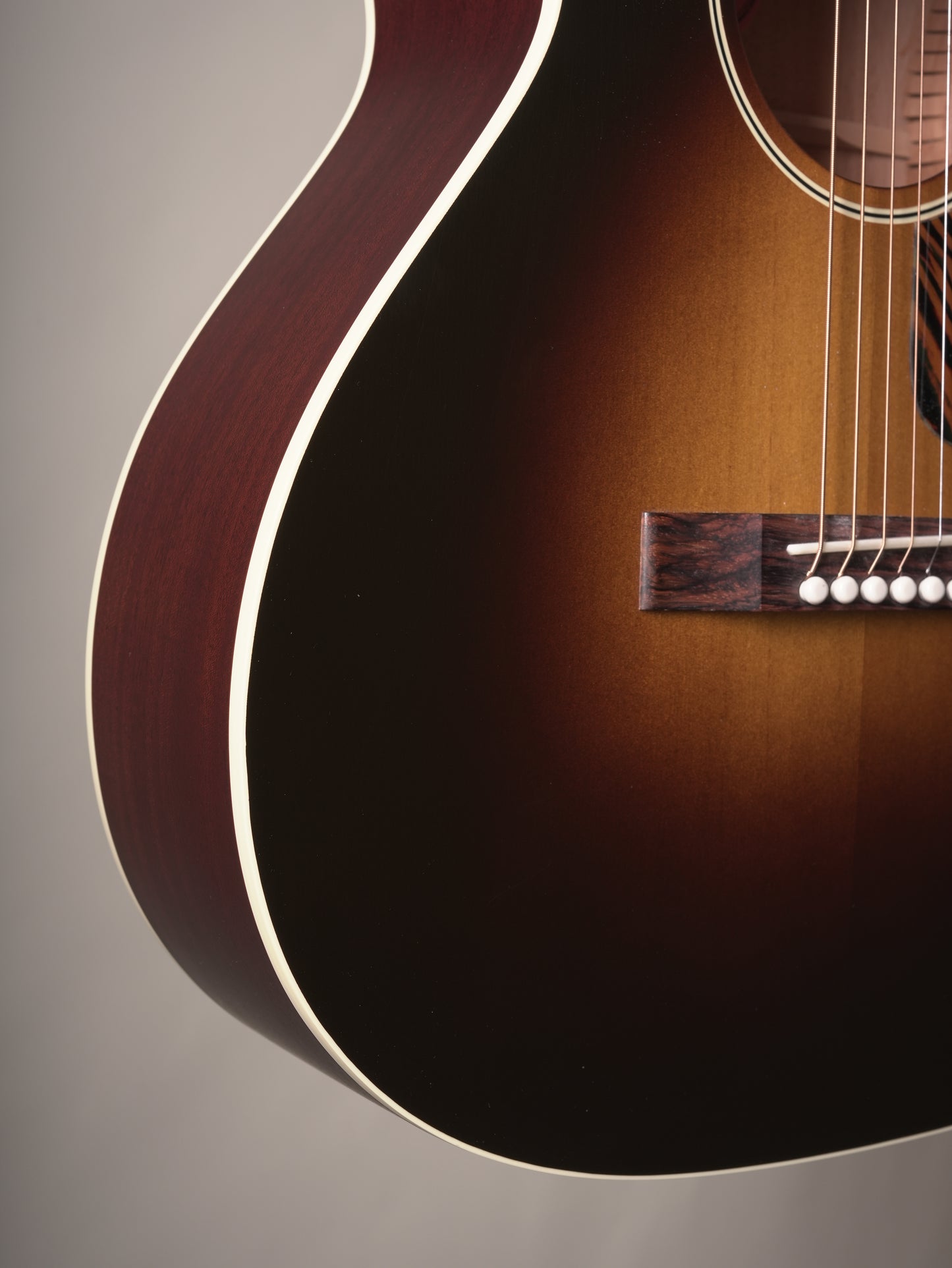 Gibson L-00 Century 12-Fret Acoustic Guitar - Vintage Sunburst, w. OHSC