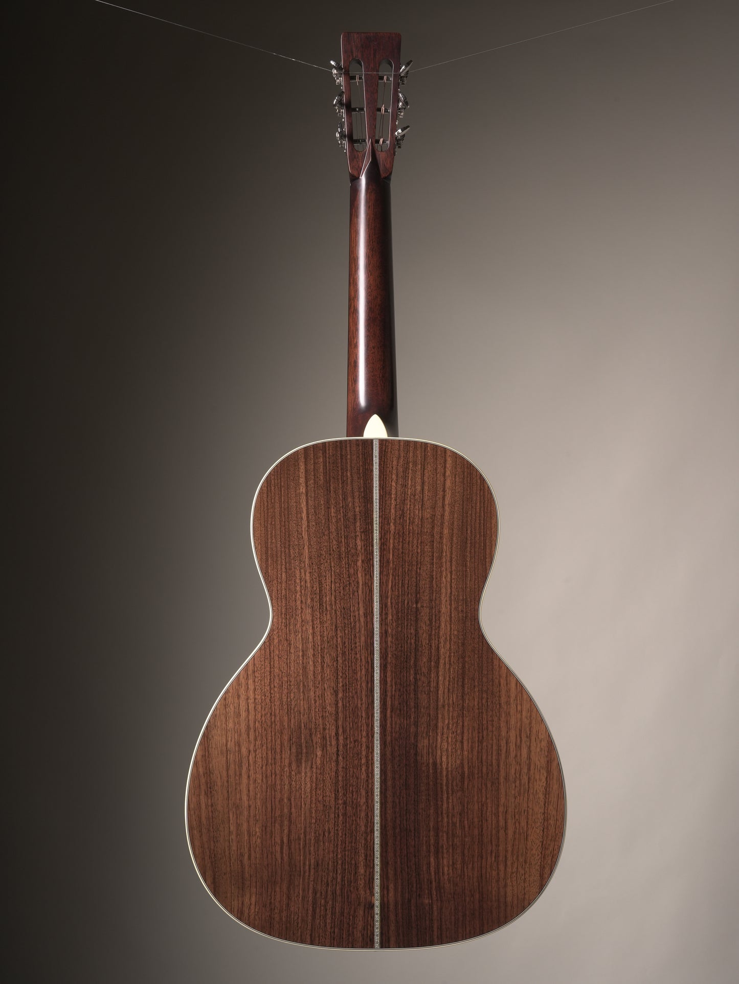 Eastman (2024) E20-00-TC-SB Acoustic Guitar - Antique Sunburst, w/OHSC