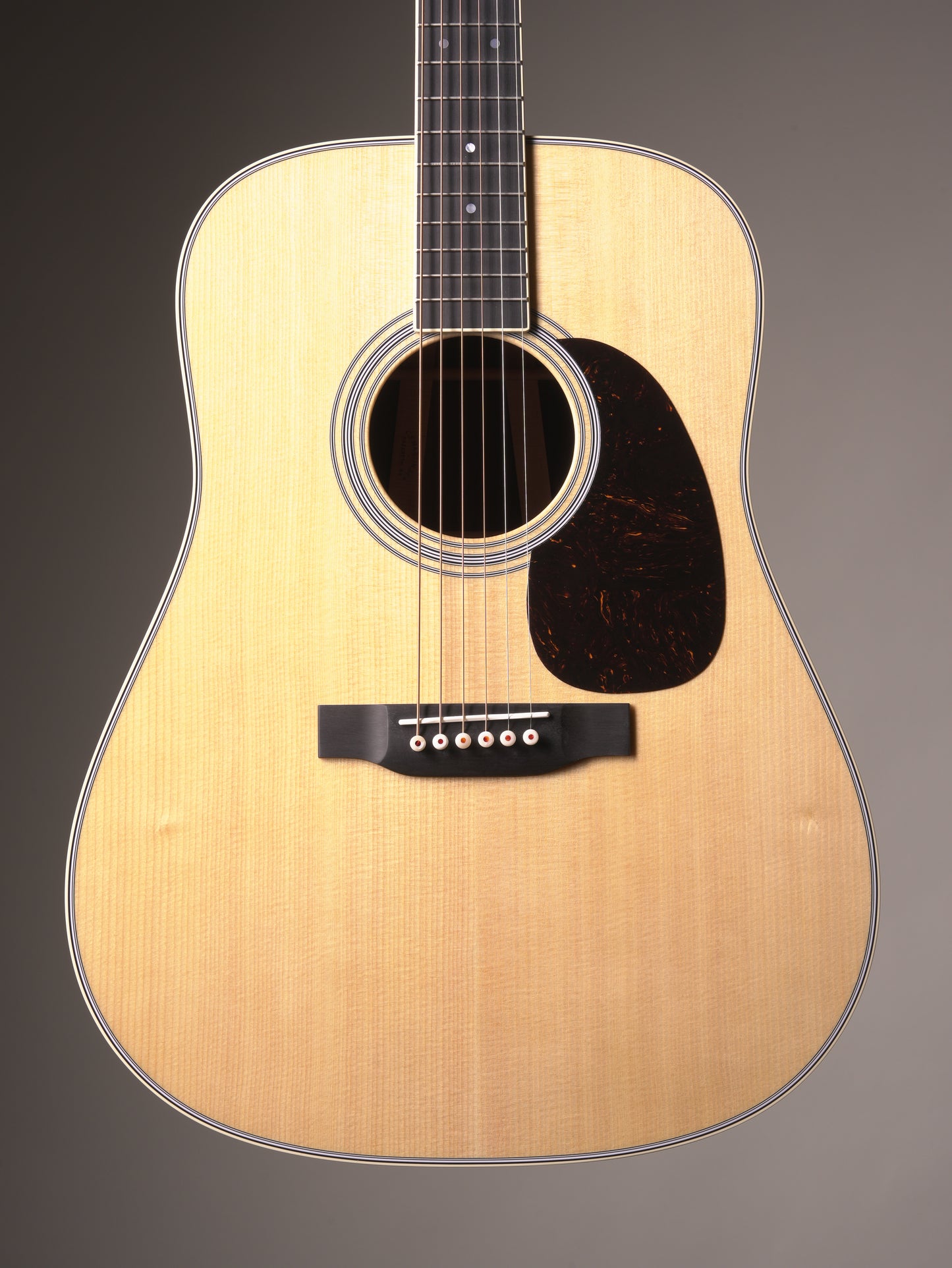Martin D-35 Acoustic Guitar - Natural, w/OHSC