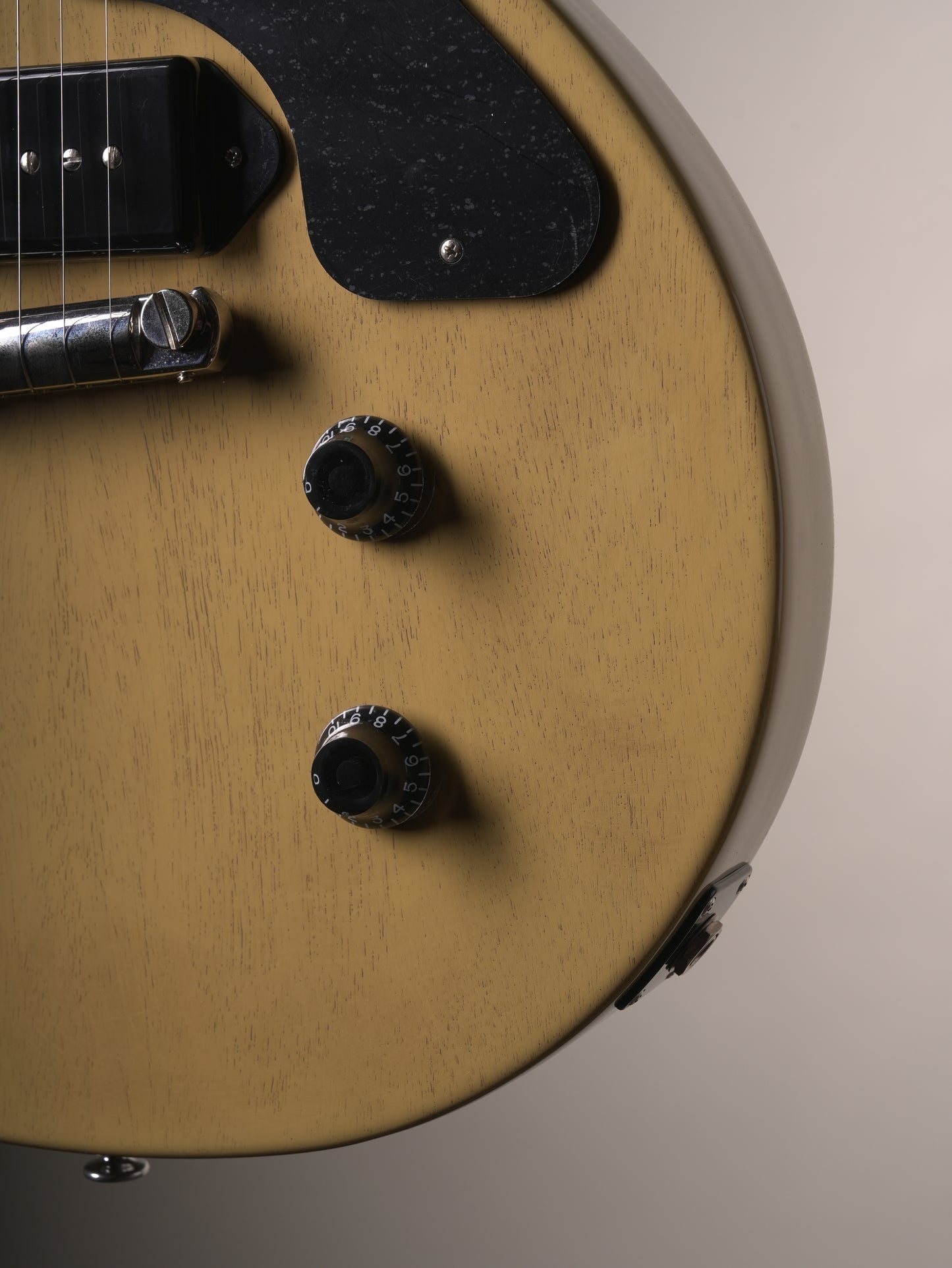 Gibson Les Paul Junior Double Cutaway electric guitar - TV Yellow, incl. OHSC