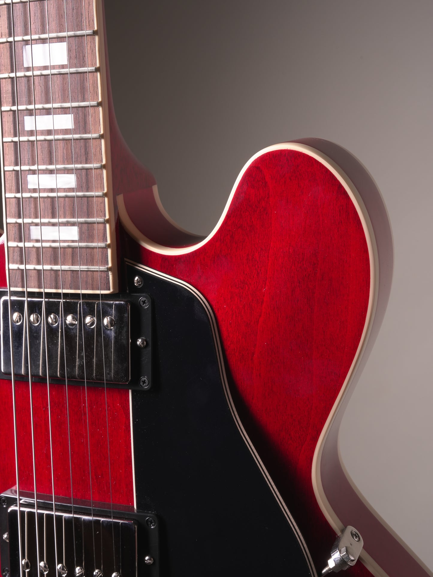 Gibson ES-335 60s Semi-hollow Electric Guitar - Cherry, w.OHSC