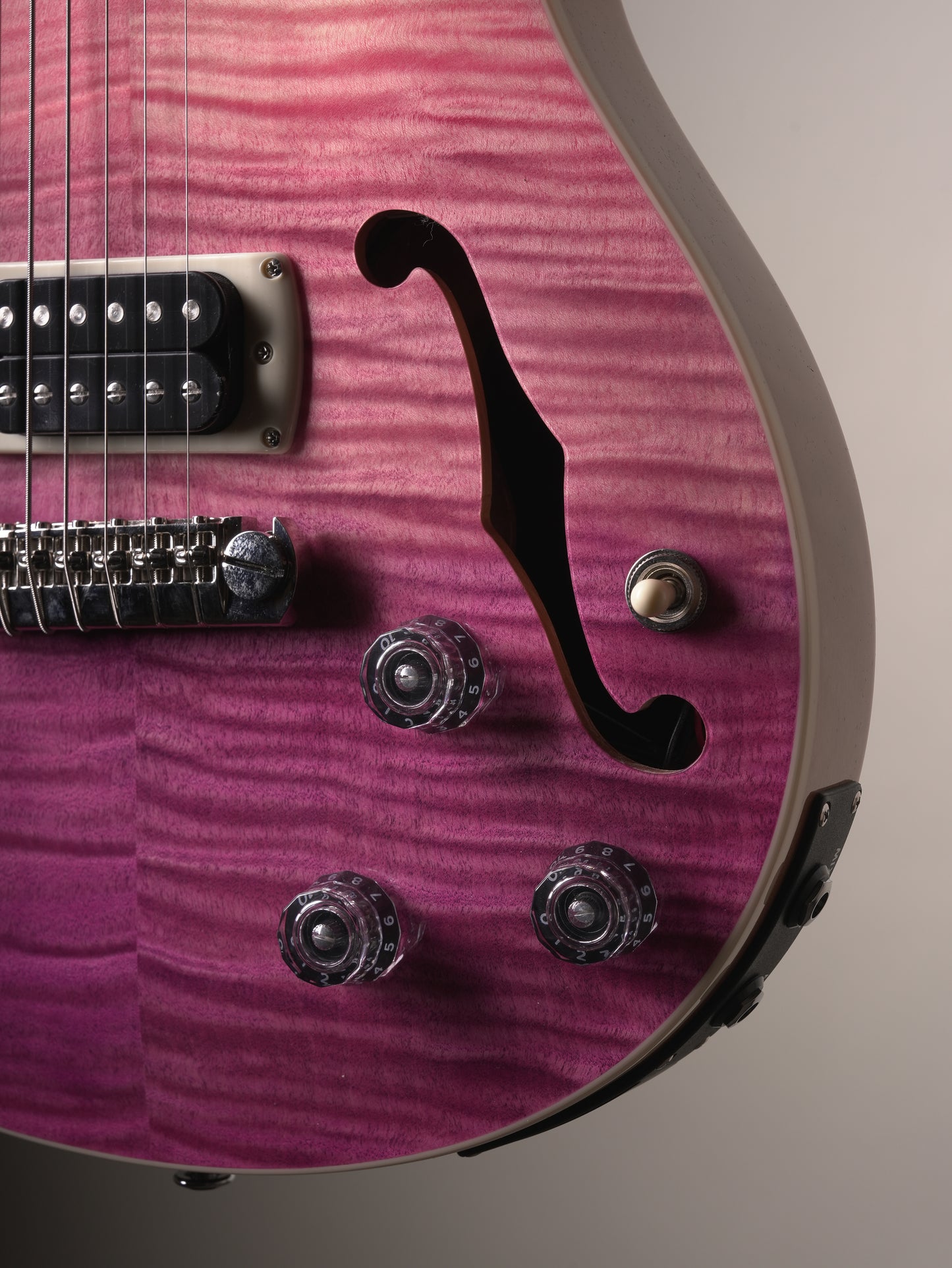 Paul Reeds Smith SE Ed Sheeran Hollowbody Electric Guitar w/ Piezo - Pink Hombre, incl. gig bag