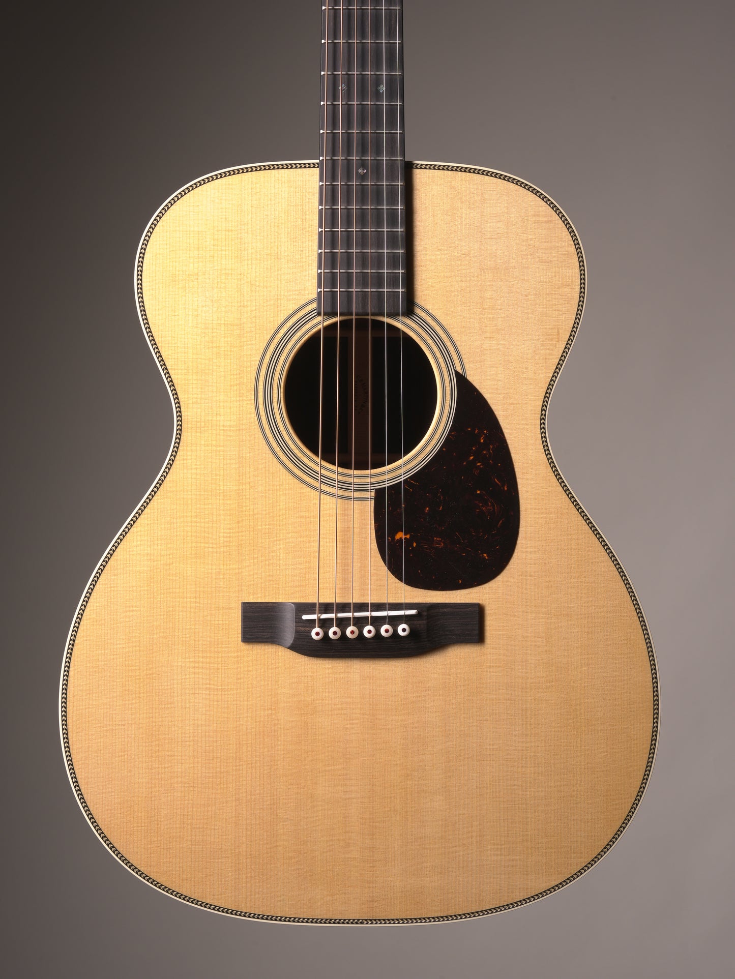Martin OM-28 Acoustic Guitar - Natural, w/OHSC