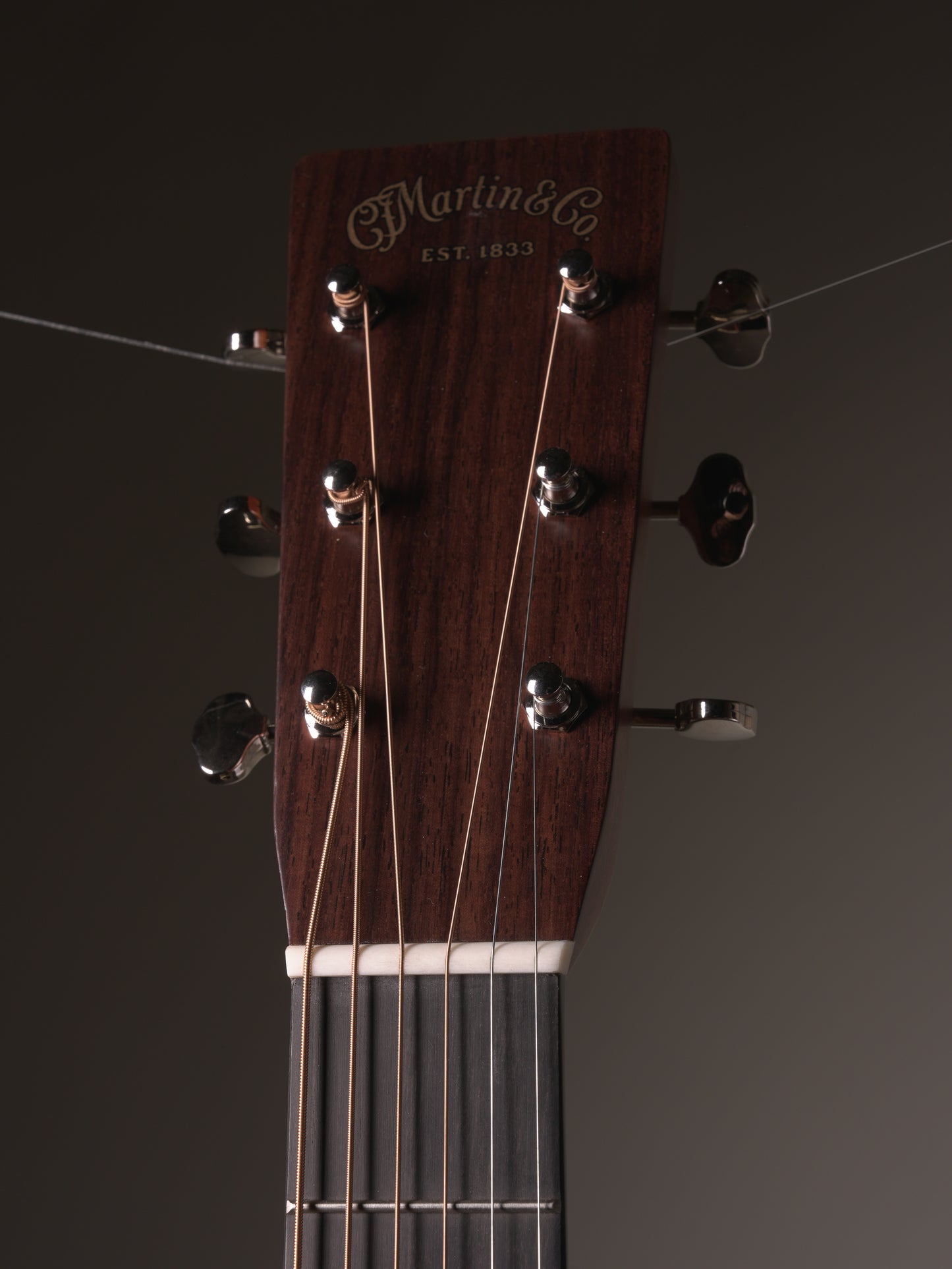 Martin OM-28 Acoustic Guitar - Natural, w/OHSC