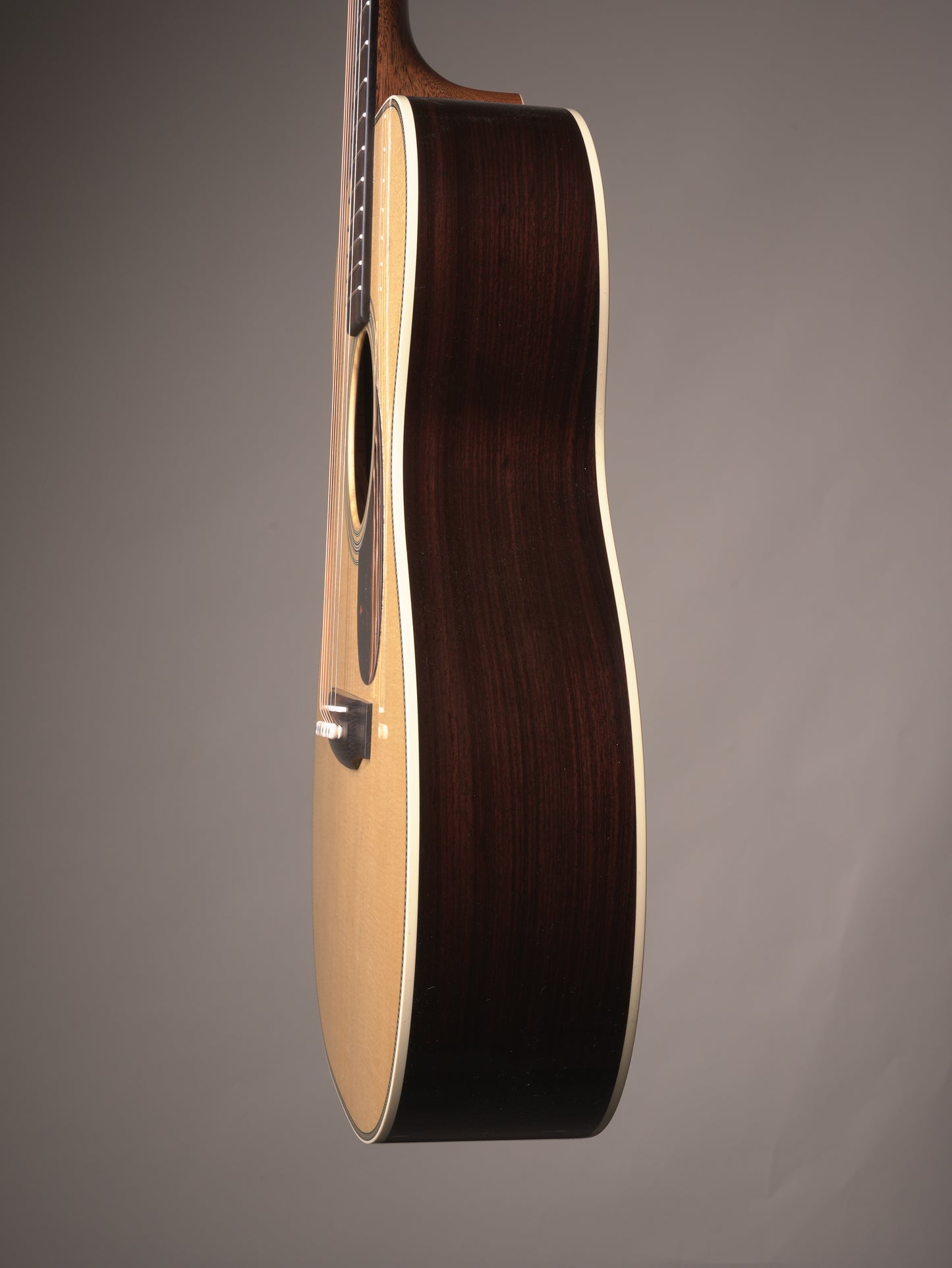 Martin OM-28 Acoustic Guitar - Natural, w/OHSC