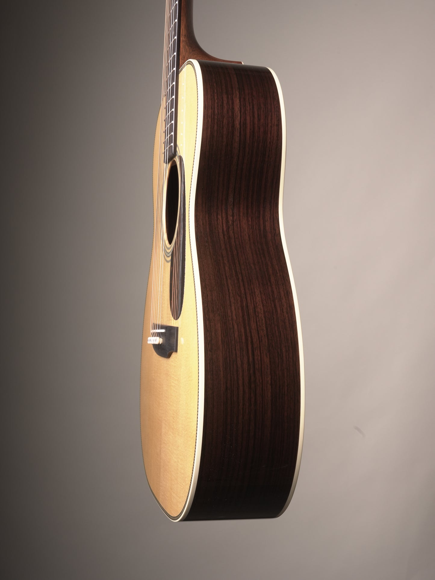 Martin 00-28 Acoustic Guitar - Natural, w/OHSC