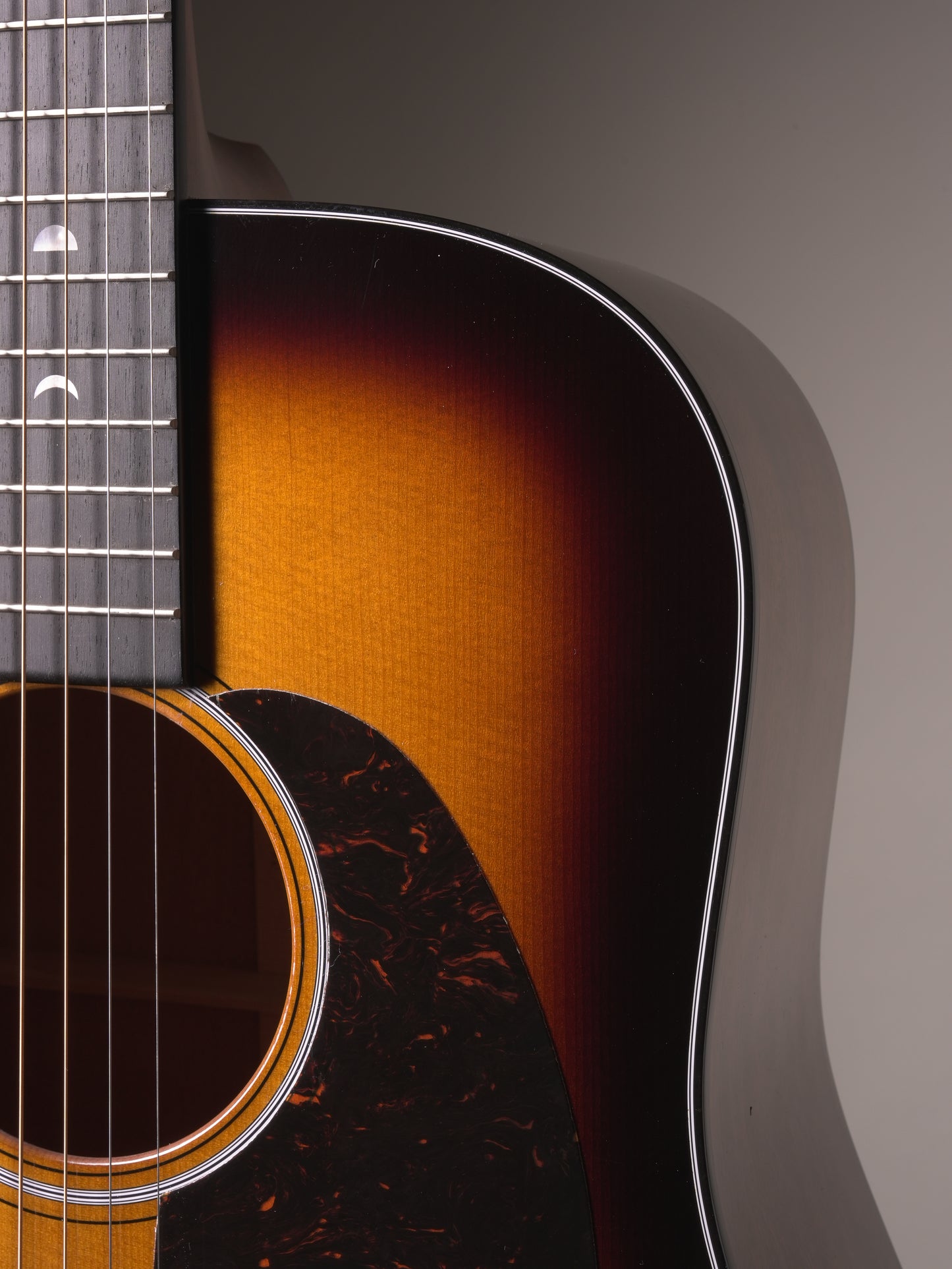 Martin D-18 Molly Tuttle Acoustic Guitar - Vintage Sunburst, w/OHSC
