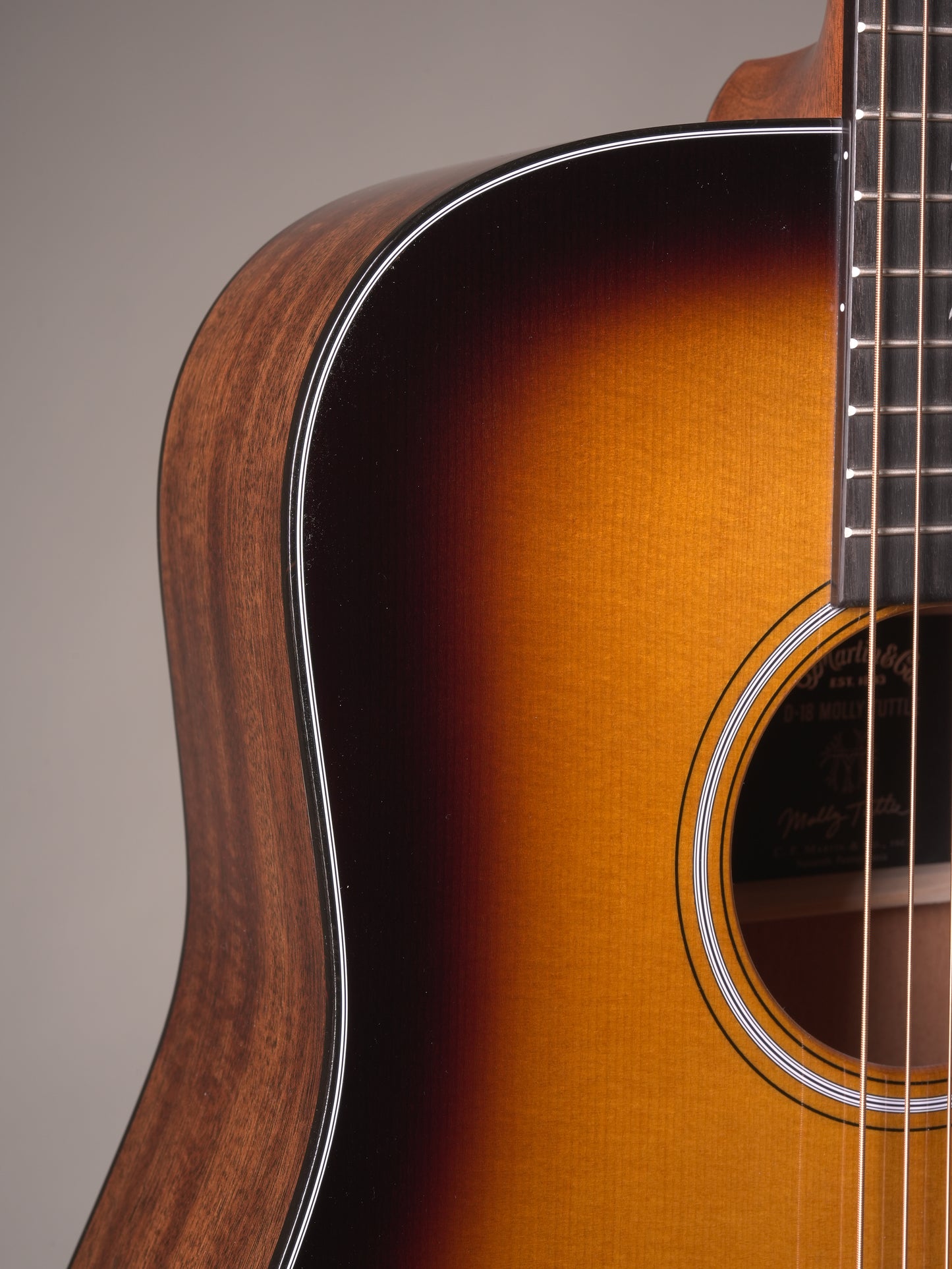 Martin D-18 Molly Tuttle Acoustic Guitar - Vintage Sunburst, w/OHSC