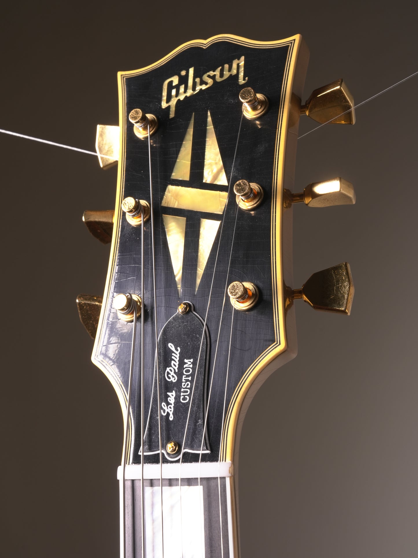 Gibson Custom Shop "Greatest Hits" '68 Les Paul Custom w/ Bigsby - Murphy Lab Ultra Light Aged Double Gold, incl. OHSC