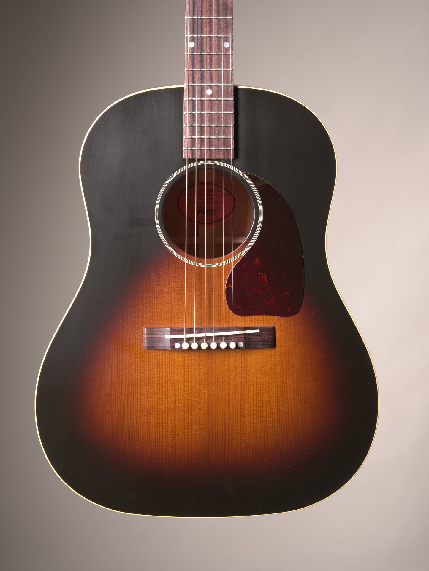 Gibson Custom Shop Historic 1942 Banner J-45 Acoustic Guitar - Vintage Sunburst, incl. OHSC