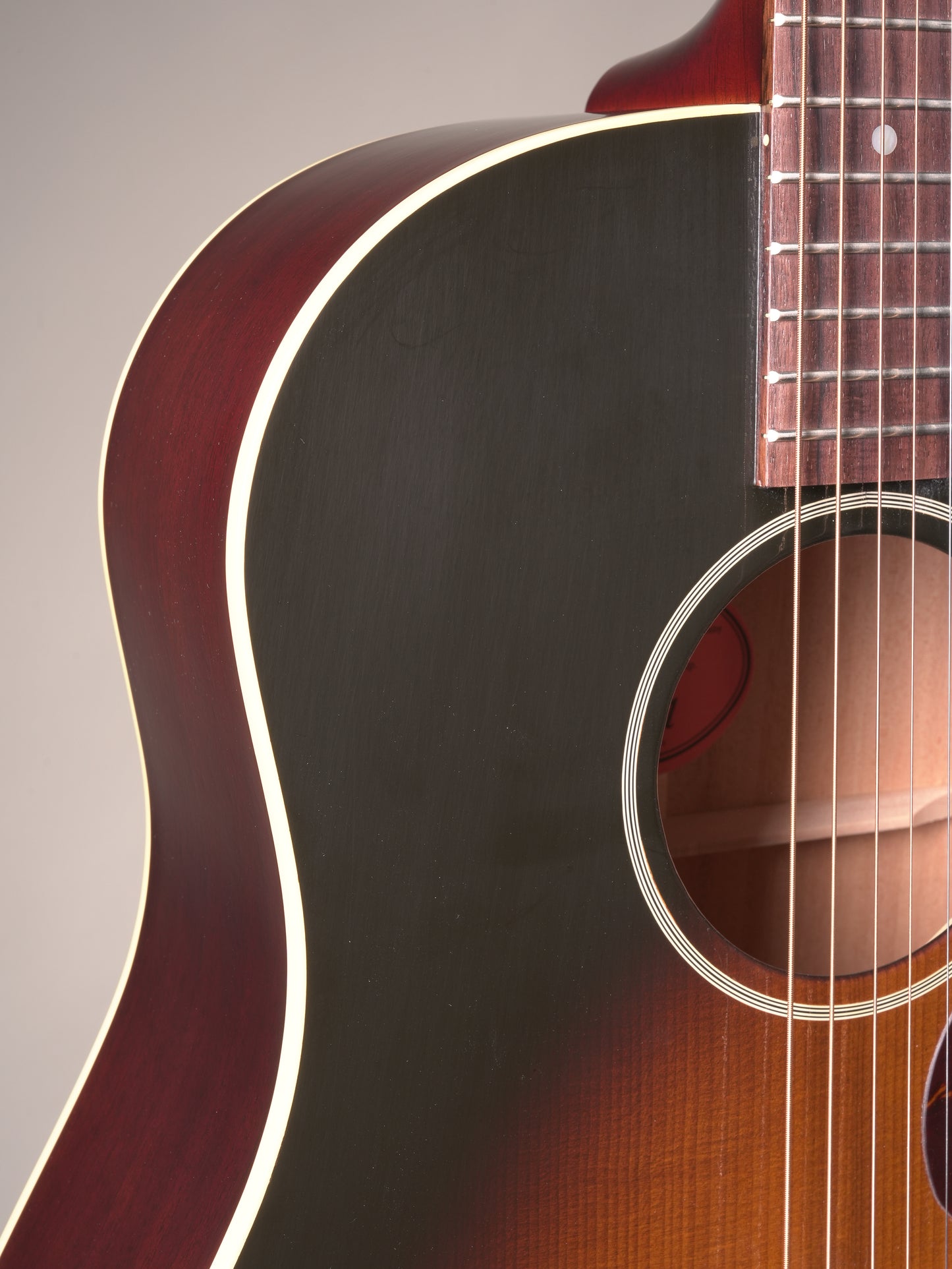 Gibson Custom Shop Historic 1942 Banner J-45 Acoustic Guitar - Vintage Sunburst, incl. OHSC