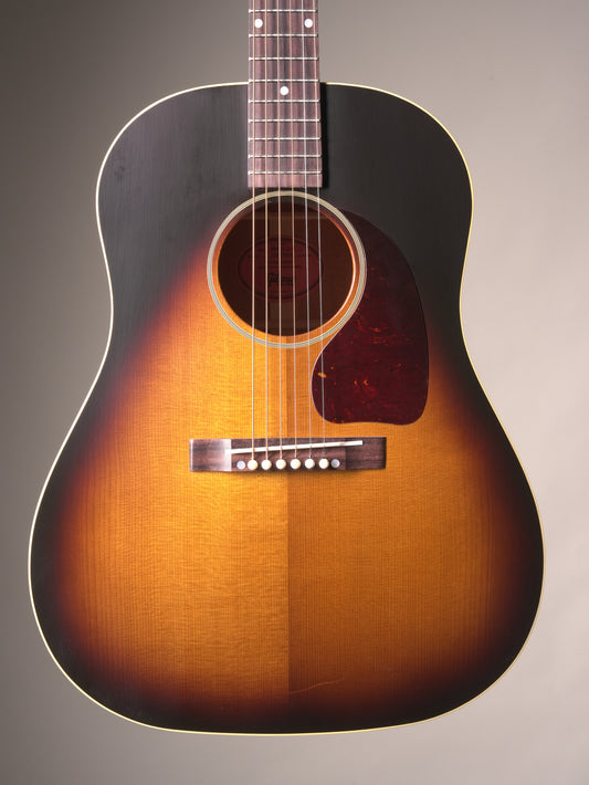 Gibson Custom Shop Historic 1942 Banner J-45 Acoustic Guitar - Vintage Sunburst, incl. OHSC