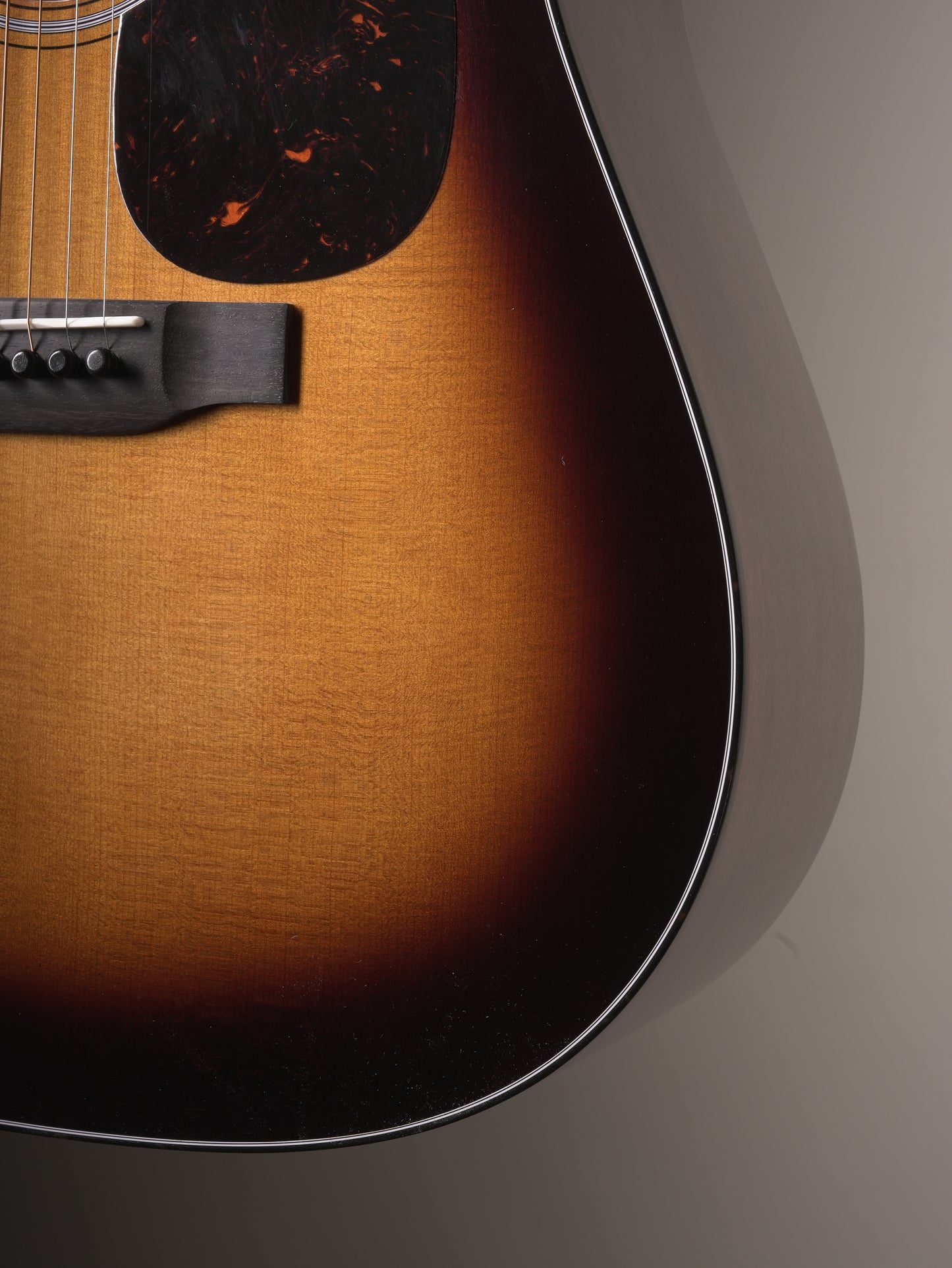 Martin D-18 Molly Tuttle Acoustic Guitar - Vintage Sunburst, w/OHSC
