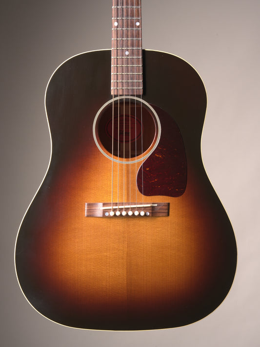 Gibson Custom Shop Historic 1942 Banner J-45 Acoustic Guitar - Vintage Sunburst, incl. OHSC