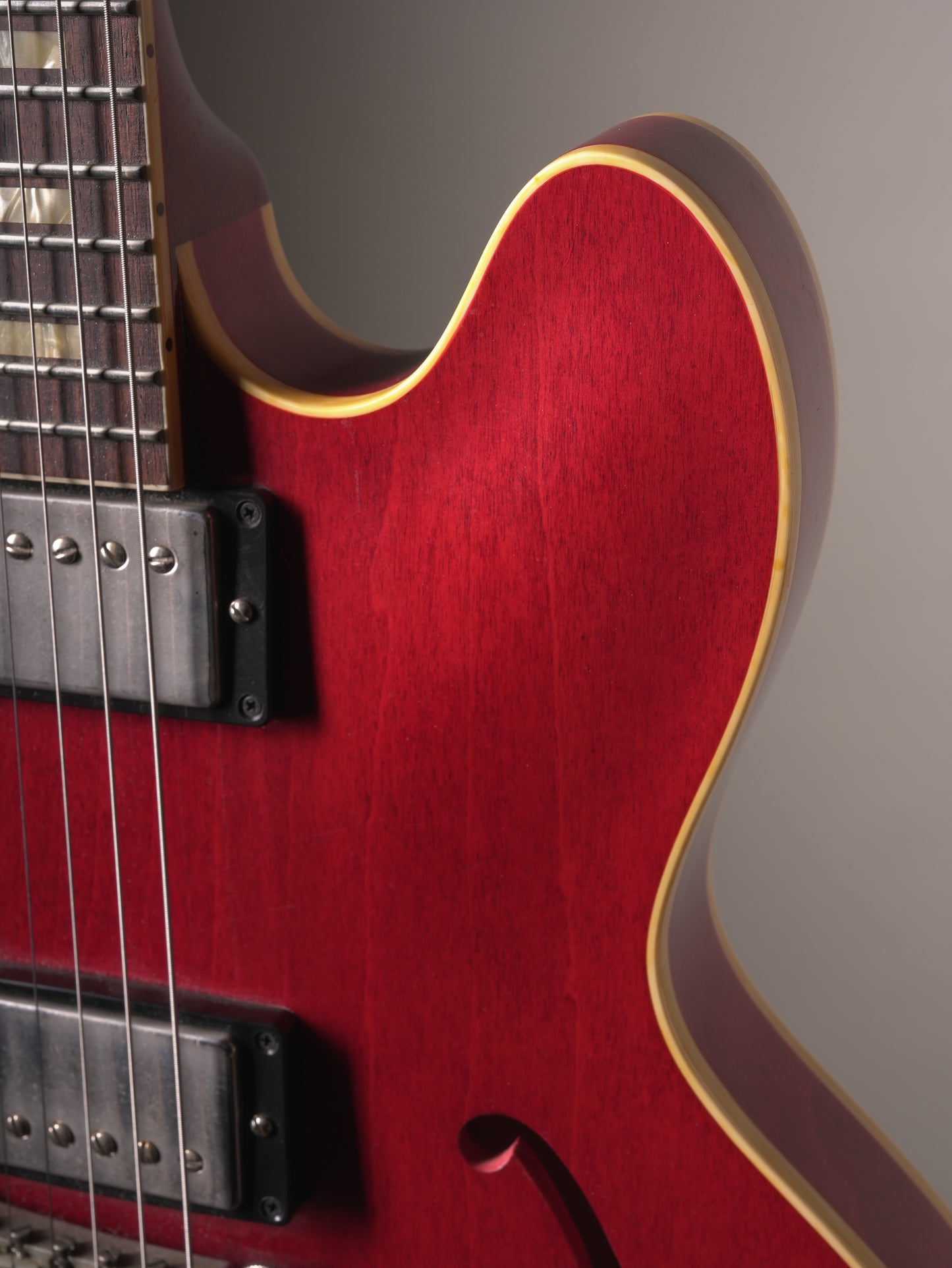 Gibson Custom Shop (2020) 1964 ES-335 Semi-hollow Electric Guitar (Left Handed) - Sixties Cherry, w/ OHSC