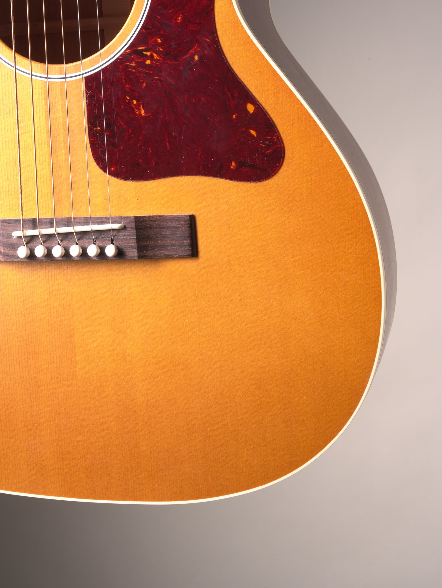 Gibson L-00 Century 12-Fret Acoustic Guitar - Vintage Amber, w. OHSC