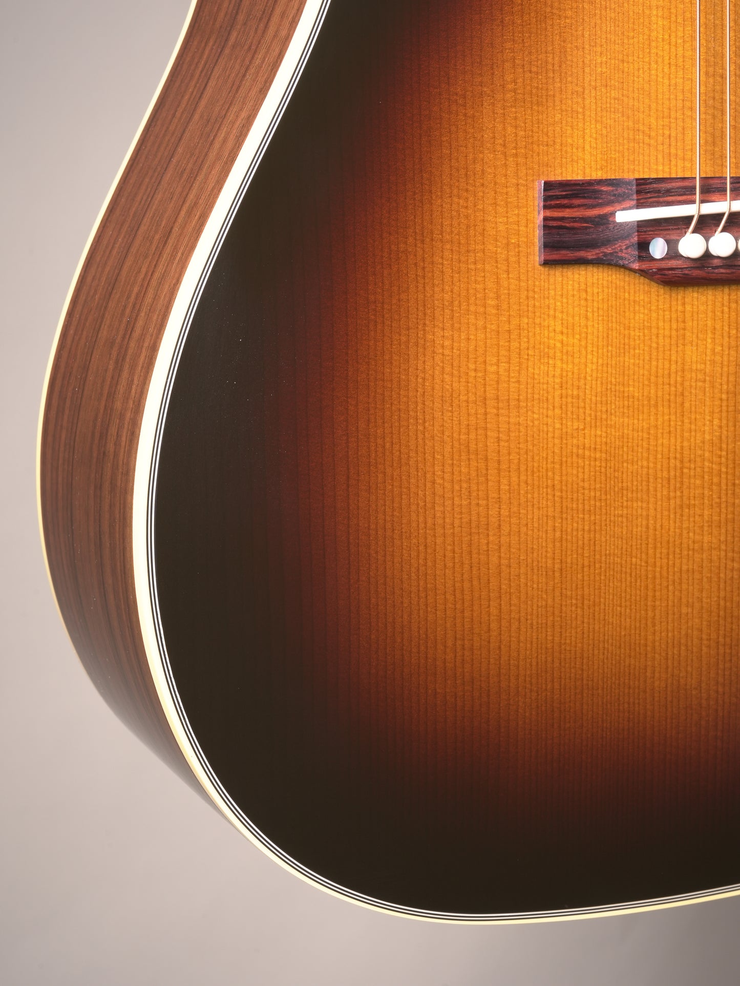 Gibson Custom Shop Historic 1942 Banner Southern Jumbo Acoustic Guitar - Vintage Sunburst, incl. OHSC