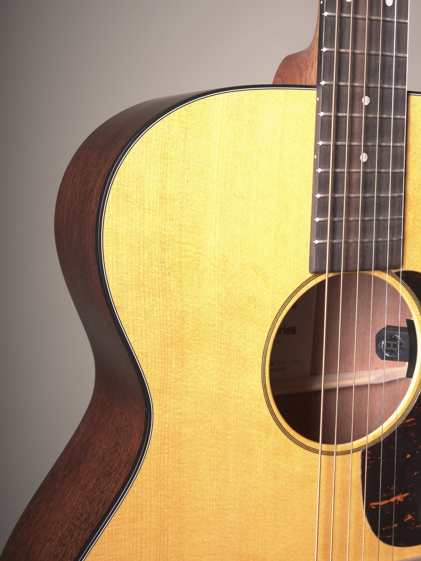 Martin 000-10E Retro Acoustic-Electric Guitar - Natural, w/OGB