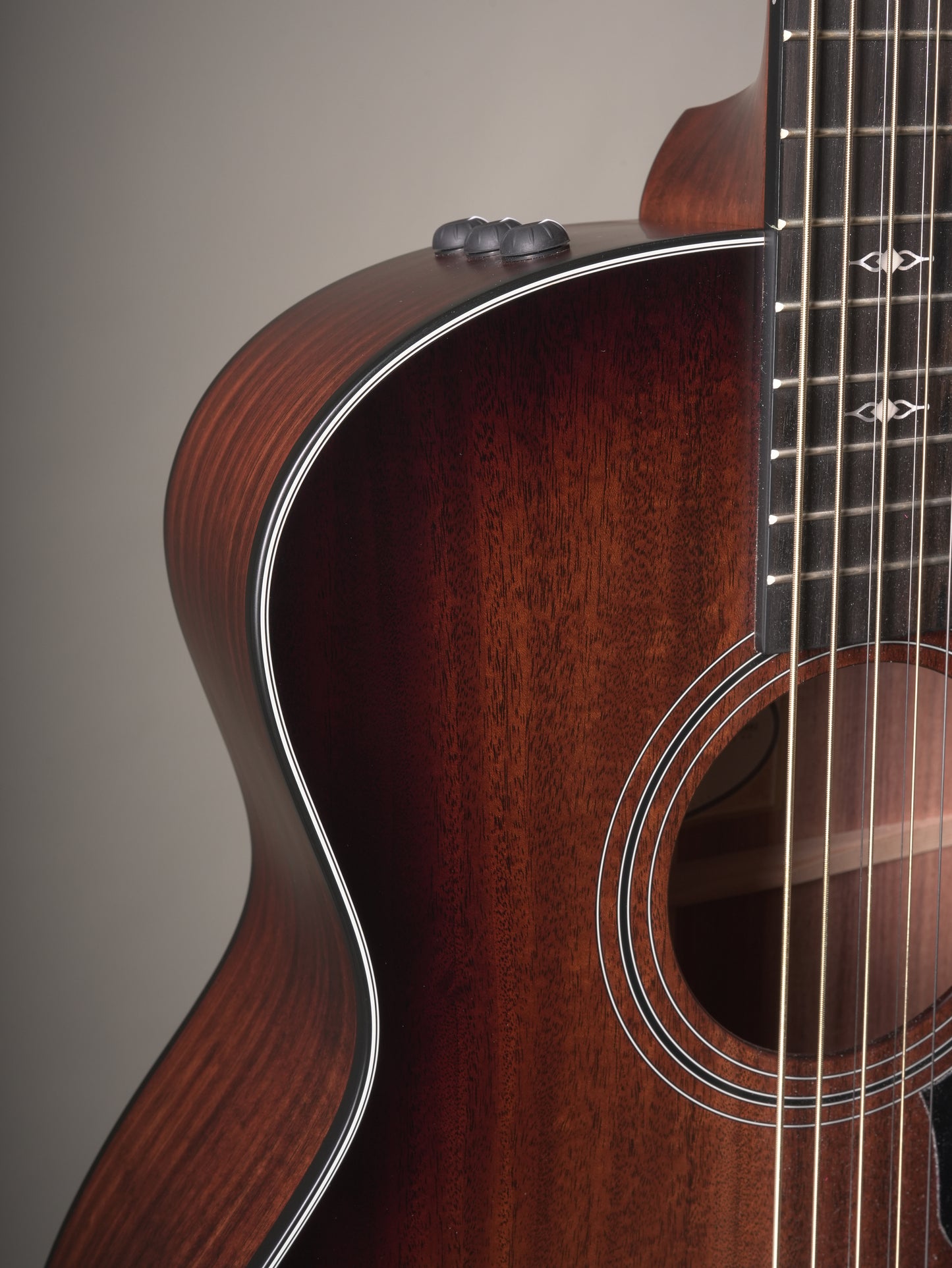 Taylor (2019) 326ce 8-String Special Edition Baritone Acoustic Electric Guitar - Shaded Edge Burst, w/OHSC