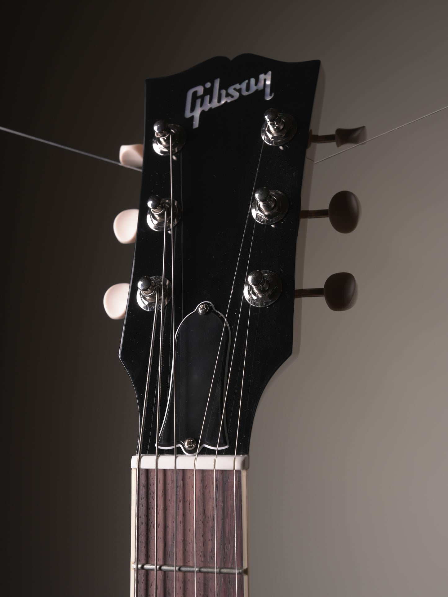 Gibson ES-330 Hollowbody Electric Guitar - Antique Natural - W. OHSC