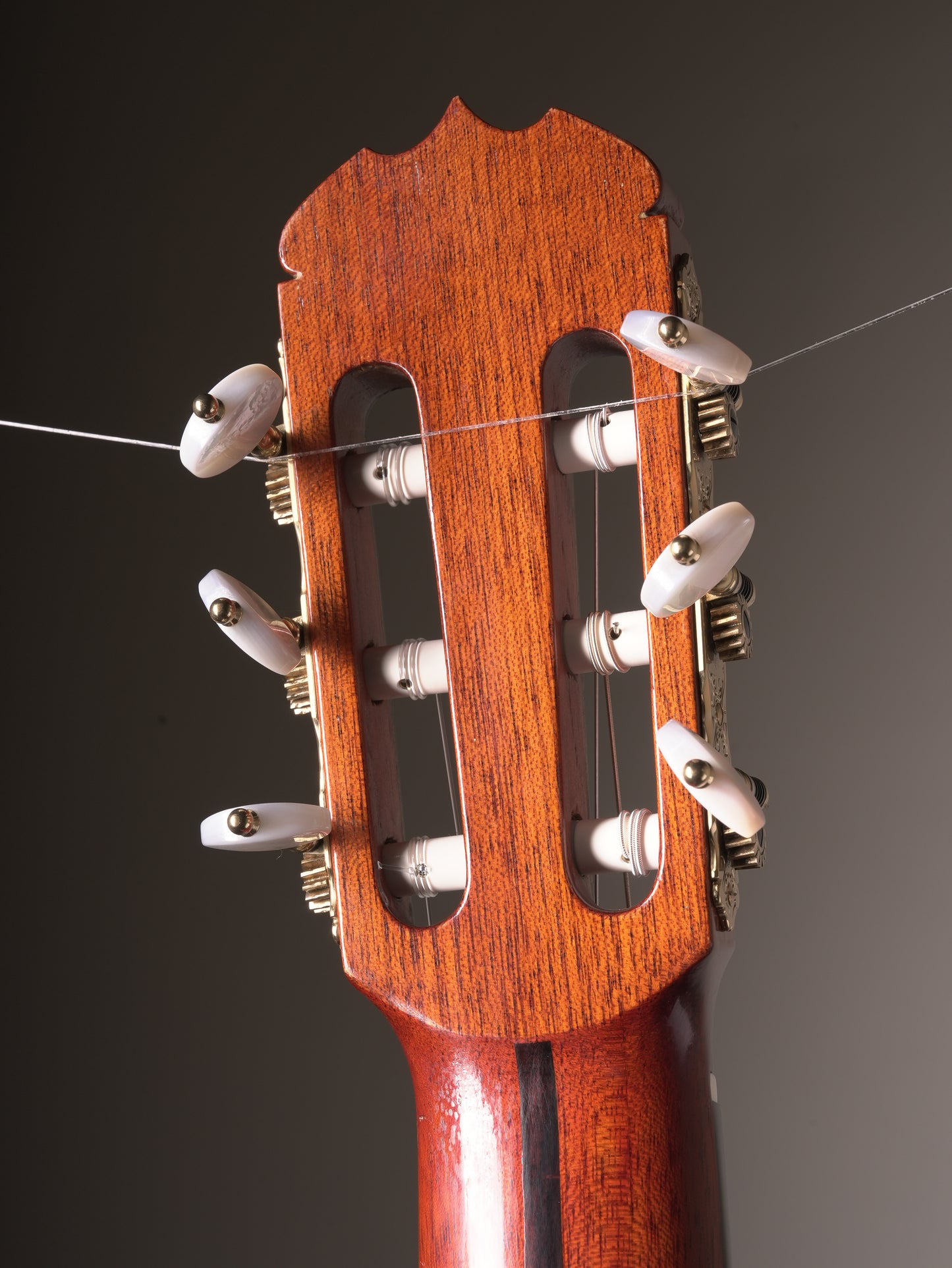 Jose Ramirez III (1968) 1A Classical Guitar - Natural, w/HSC