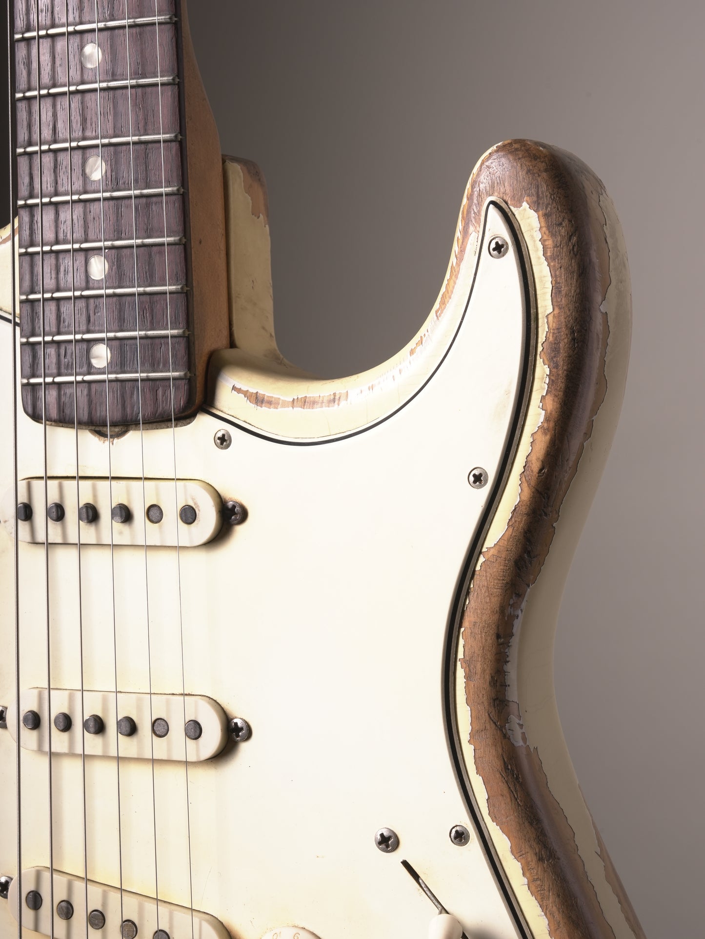 Fender (1966) Stratocaster Electric Guitar - Refinished Olympic White, incl. Deluxe Gig Bag