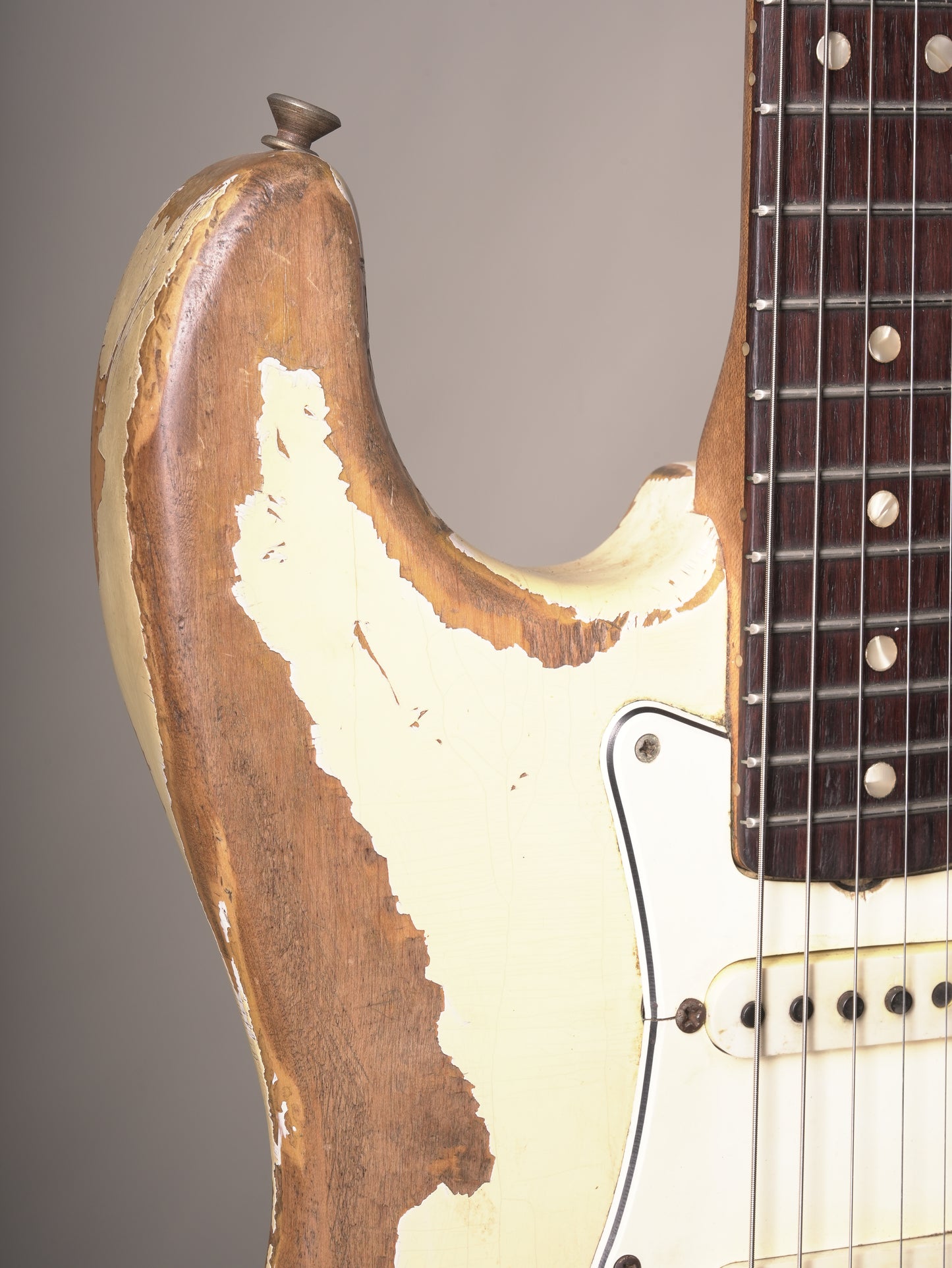 Fender (1966) Stratocaster Electric Guitar - Refinished Olympic White, incl. Deluxe Gig Bag